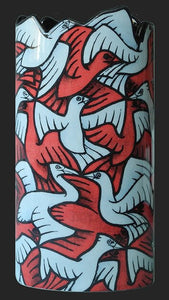 Silhouette d'art Vase by John Beswick - Escher - Birds SDA28